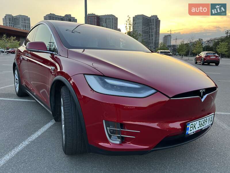 Внедорожник / Кроссовер Tesla Model X 2017 в Киеве
