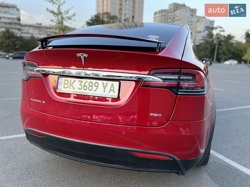 Внедорожник / Кроссовер Tesla Model X 2017 в Киеве