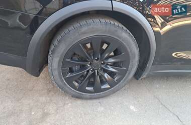 Внедорожник / Кроссовер Tesla Model X 2018 в 
