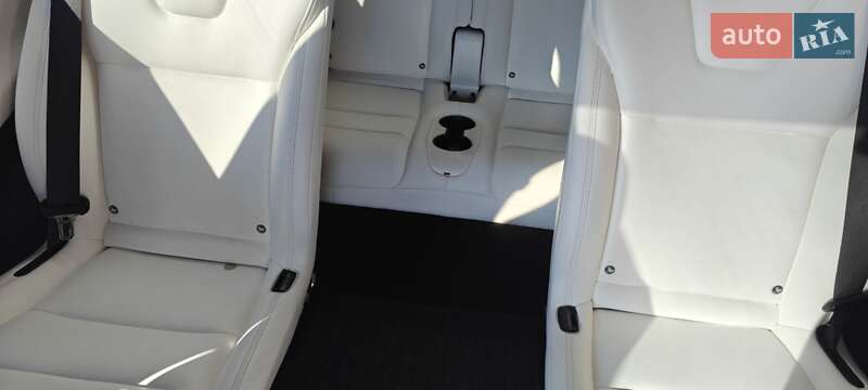 Внедорожник / Кроссовер Tesla Model X 2019 в Ужгороде