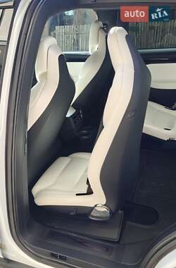 Внедорожник / Кроссовер Tesla Model X 2019 в Ужгороде