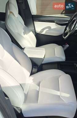 Внедорожник / Кроссовер Tesla Model X 2019 в Ужгороде