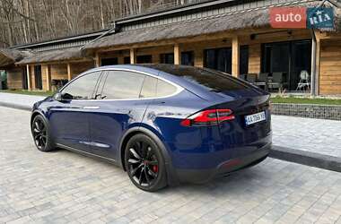 Позашляховик / Кросовер Tesla Model X 2016 в 