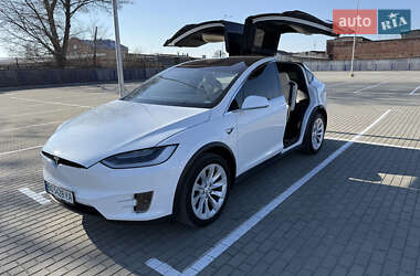 Позашляховик / Кросовер Tesla Model X 2020 в 