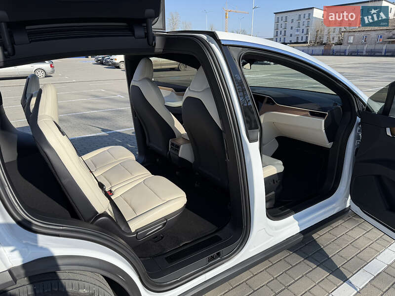 Внедорожник / Кроссовер Tesla Model X 2020 в Тернополе