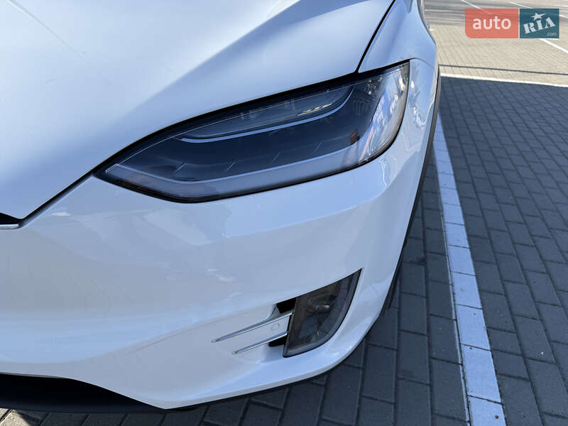 Внедорожник / Кроссовер Tesla Model X 2020 в Тернополе