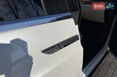 Позашляховик / Кросовер Tesla Model X 2020 в 