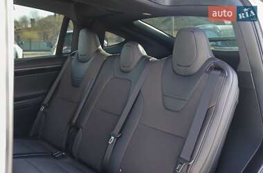 Внедорожник / Кроссовер Tesla Model X 2017 в 