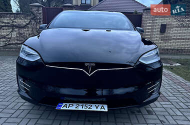 Внедорожник / Кроссовер Tesla Model X 2018 в 
