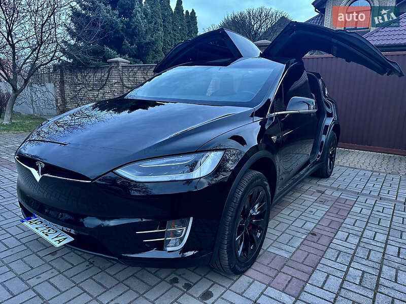 Позашляховик / Кросовер Tesla Model X 2018 в Хмельницькому