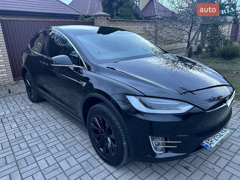 Позашляховик / Кросовер Tesla Model X 2018 в Хмельницькому