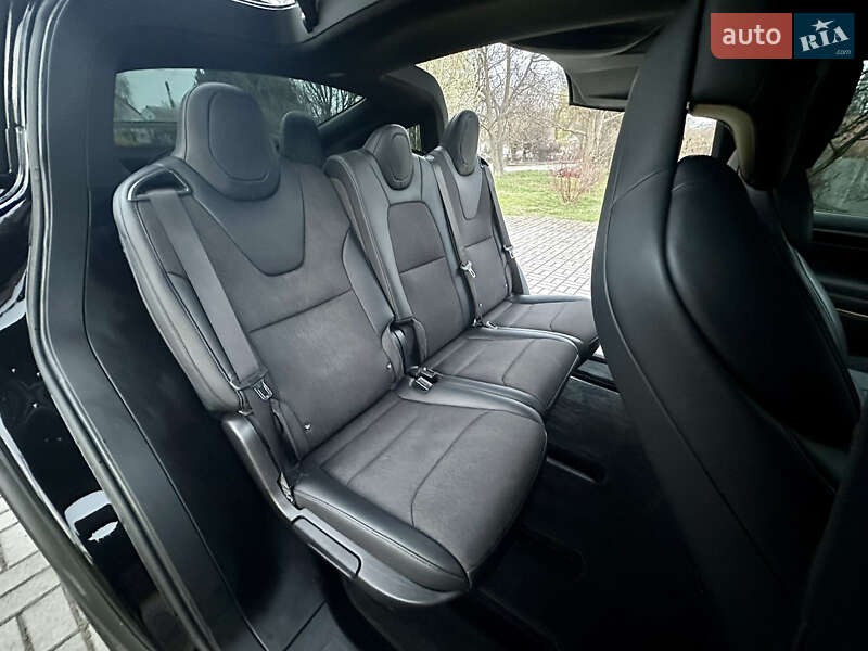 Позашляховик / Кросовер Tesla Model X 2018 в Хмельницькому