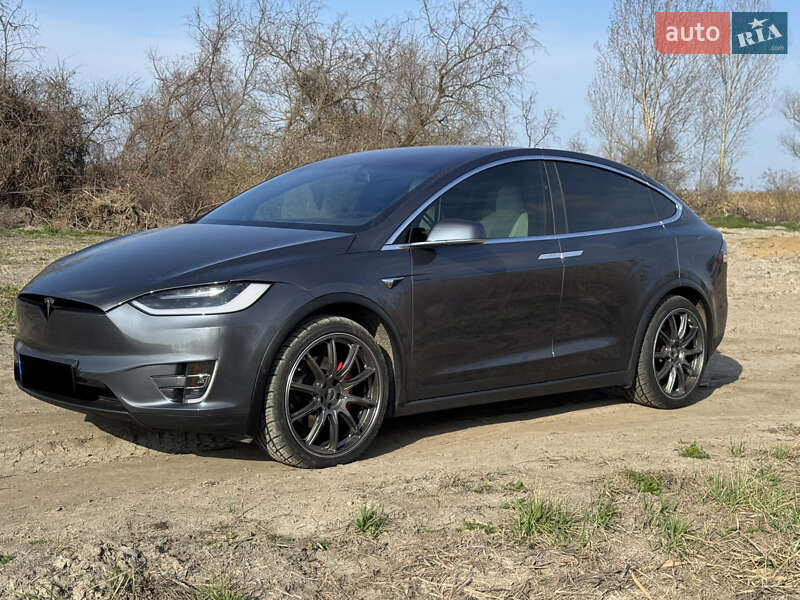Внедорожник / Кроссовер Tesla Model X 2020 в Одессе