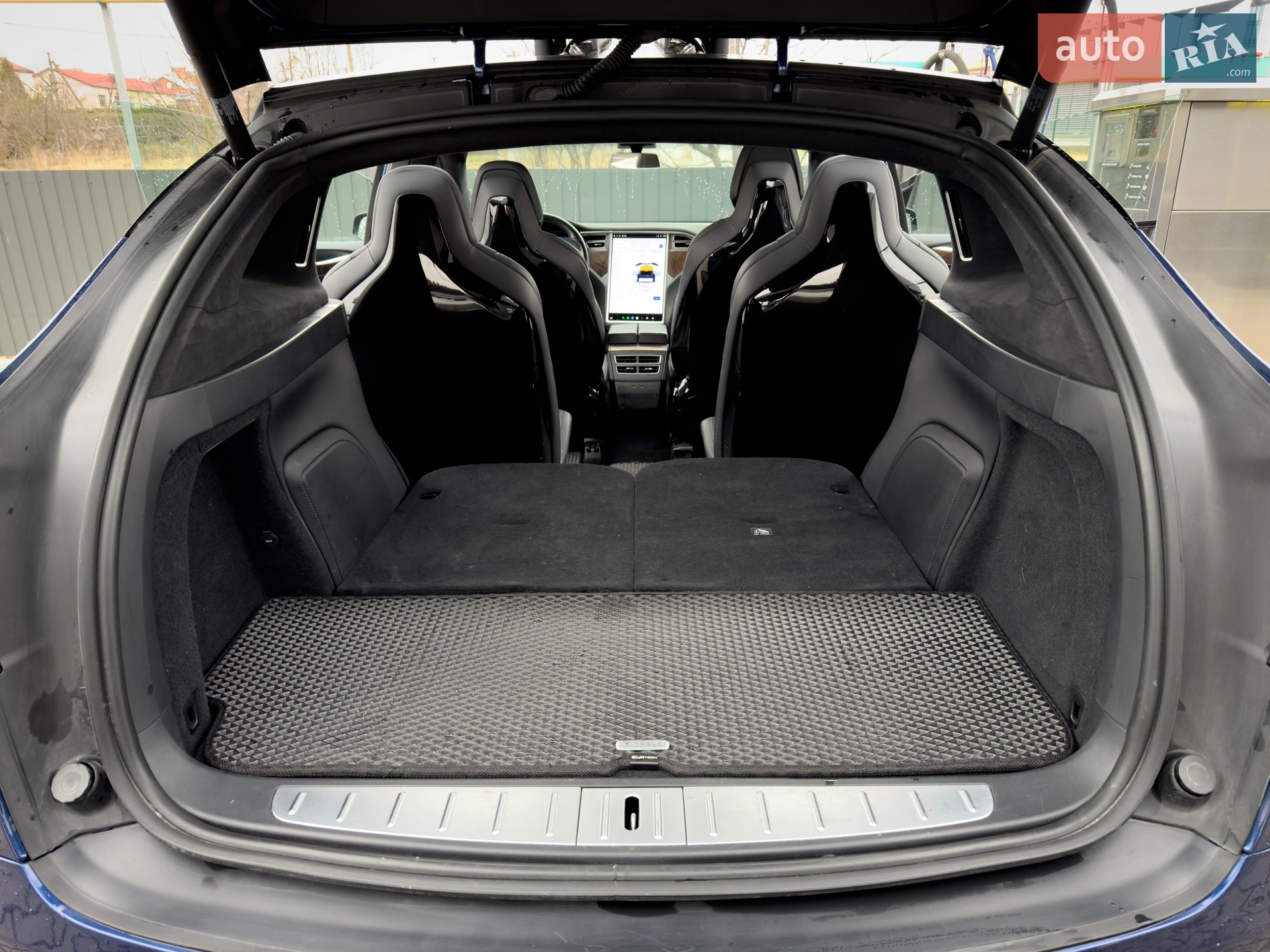 2016 Tesla Model X - мініатюра 10