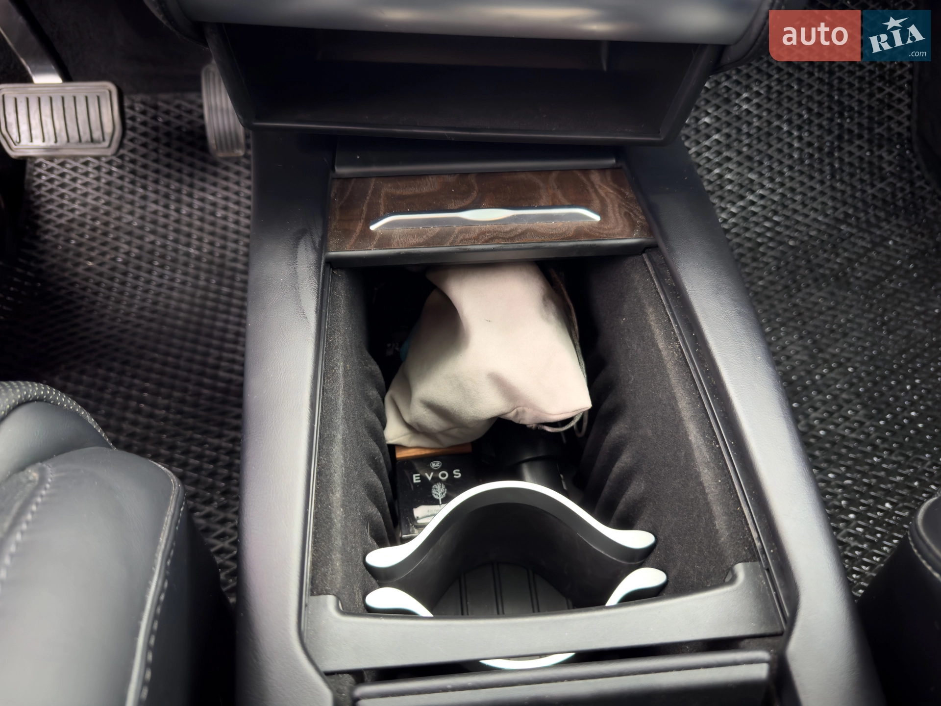 2016 Tesla Model X - мініатюра 26
