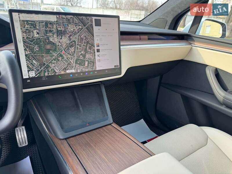 Внедорожник / Кроссовер Tesla Model X 2022 в Запорожье