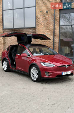 Позашляховик / Кросовер Tesla Model X 2016 в 