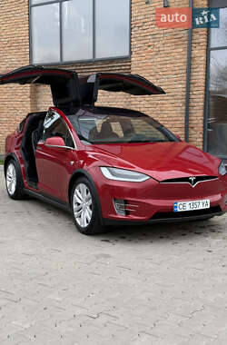 Позашляховик / Кросовер Tesla Model X 2016 в 