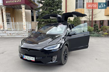 Позашляховик / Кросовер Tesla Model X 2017 в 
