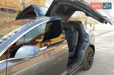 Внедорожник / Кроссовер Tesla Model X 2020 в 
