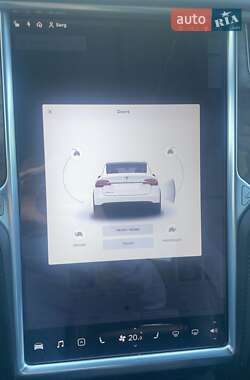 Внедорожник / Кроссовер Tesla Model X 2016 в 