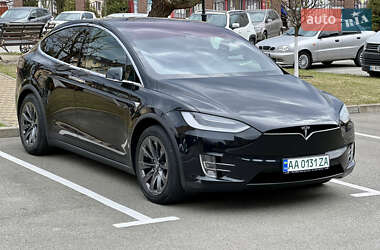 Внедорожник / Кроссовер Tesla Model X 2018 в 