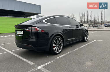 Внедорожник / Кроссовер Tesla Model X 2015 в 