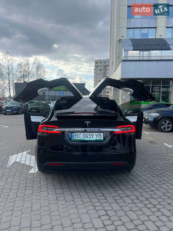 Внедорожник / Кроссовер Tesla Model X 2016 в Львове
