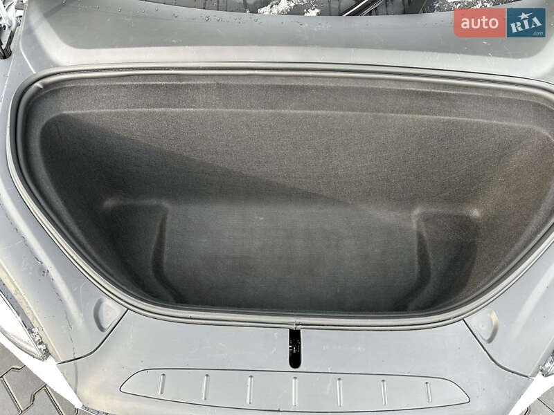 Позашляховик / Кросовер Tesla Model X 2022 в Чернівцях фото 40 Позашляховик / Кросовер Tesla Model X 2022 в Чернівцях