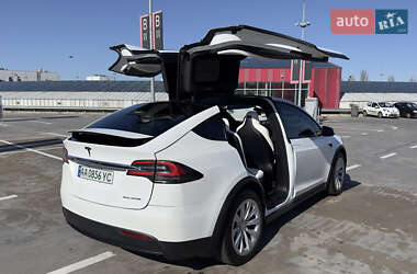 Внедорожник / Кроссовер Tesla Model X 2019 в 