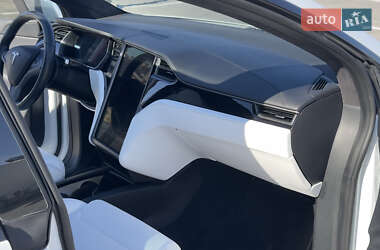 Внедорожник / Кроссовер Tesla Model X 2019 в 