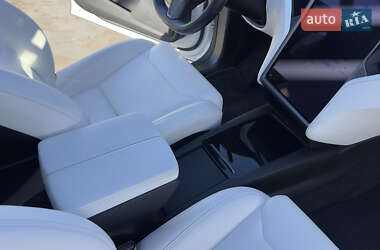 Внедорожник / Кроссовер Tesla Model X 2019 в 