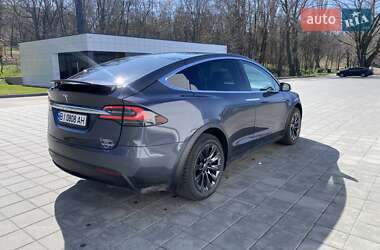 Внедорожник / Кроссовер Tesla Model X 2018 в 