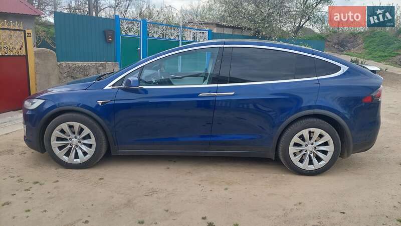 Внедорожник / Кроссовер Tesla Model X 2016 в Одессе