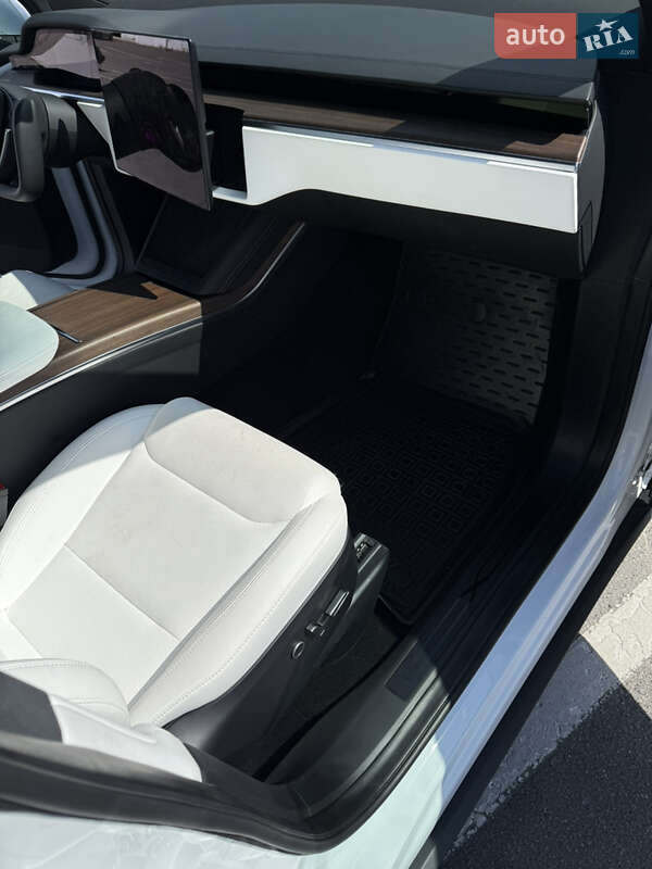Внедорожник / Кроссовер Tesla Model X 2023 в Днепре