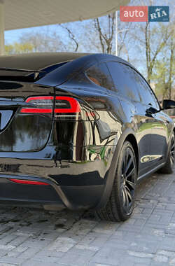 Внедорожник / Кроссовер Tesla Model X 2023 в 