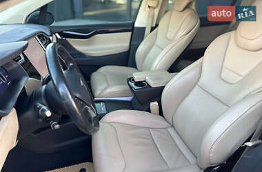 Внедорожник / Кроссовер Tesla Model X 2016 в 
