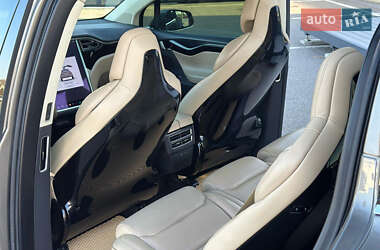 Внедорожник / Кроссовер Tesla Model X 2016 в 