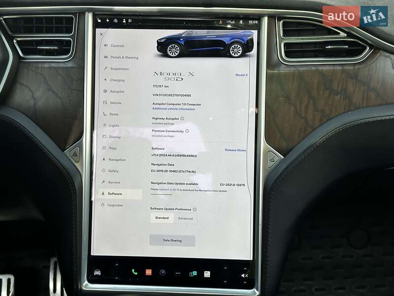 Позашляховик / Кросовер Tesla Model X 2016 в Києві
