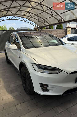 Внедорожник / Кроссовер Tesla Model X 2020 в 