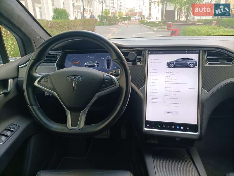 Позашляховик / Кросовер Tesla Model X 2017 в Києві фото 14 Позашляховик / Кросовер Tesla Model X 2017 в Києві