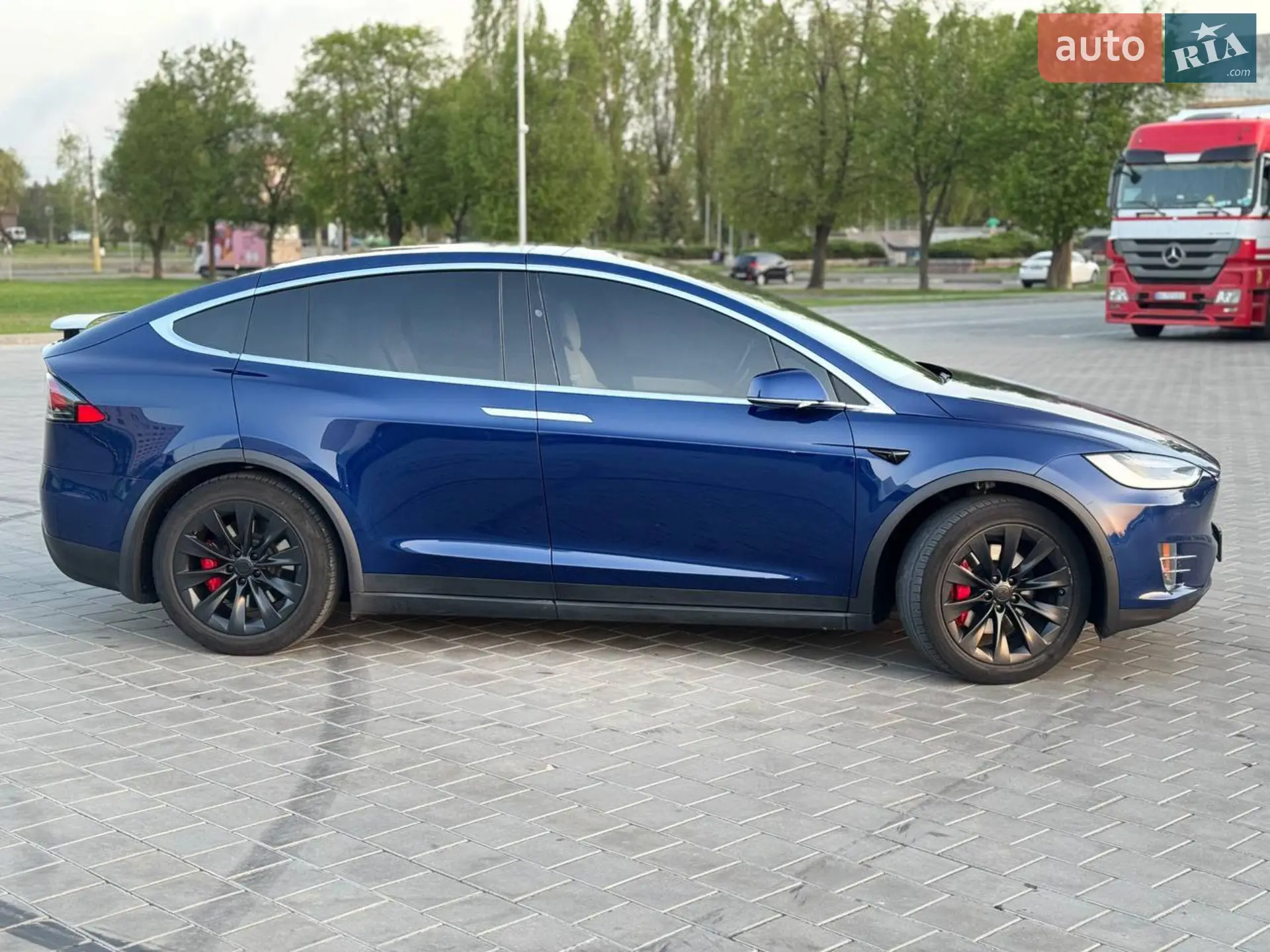 2017 Tesla Model X - мініатюра 14