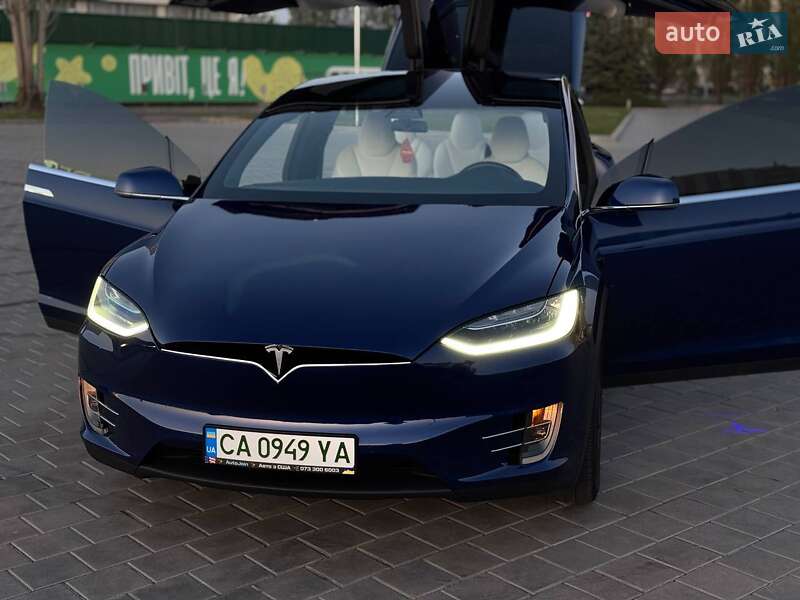 Позашляховик / Кросовер Tesla Model X 2017 в Черкасах