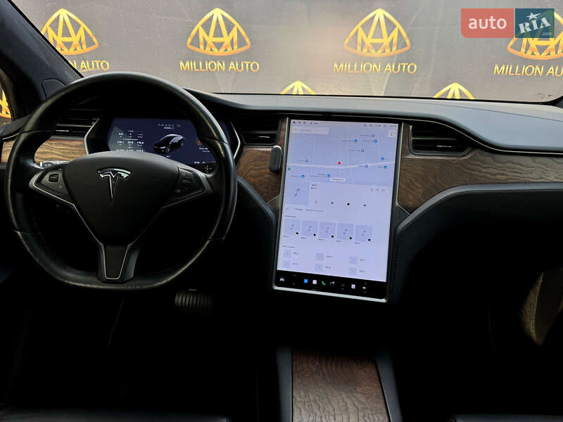 Позашляховик / Кросовер Tesla Model X 2018 в Києві