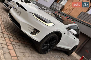 Позашляховик / Кросовер Tesla Model X 2019 в 
