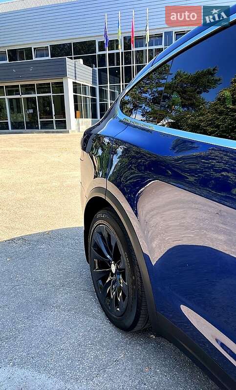 Внедорожник / Кроссовер Tesla Model X 2016 в Харькове