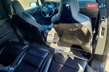 Внедорожник / Кроссовер Tesla Model X 2016 в 