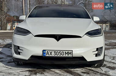Внедорожник / Кроссовер Tesla Model X 2015 в 