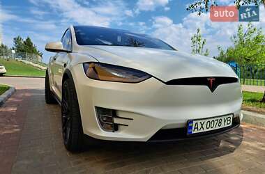 Внедорожник / Кроссовер Tesla Model X 2018 в 