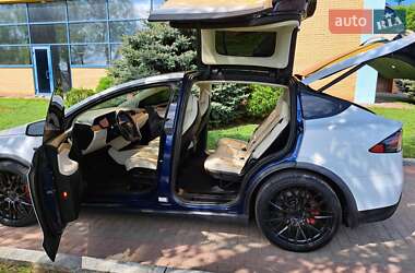 Внедорожник / Кроссовер Tesla Model X 2018 в 